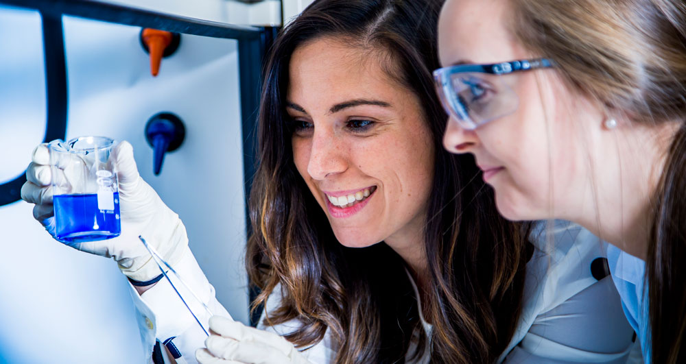 Pharmacogenomics Students in the Lab