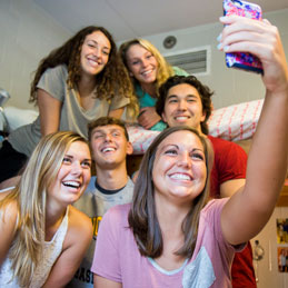 2 Meet current students