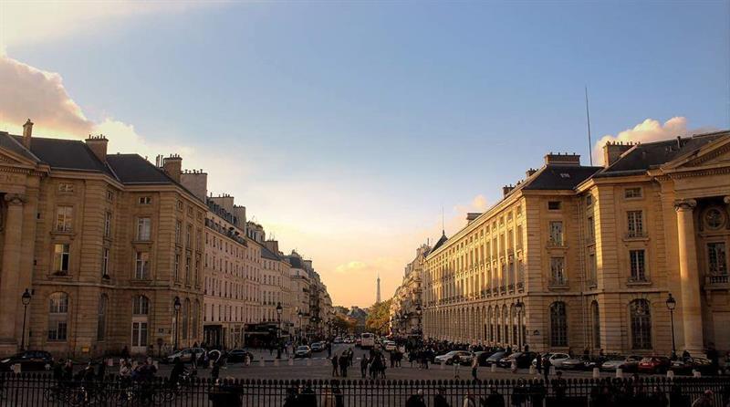 Paris Paris