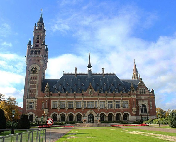 The King's Workplace & The Peace Palace