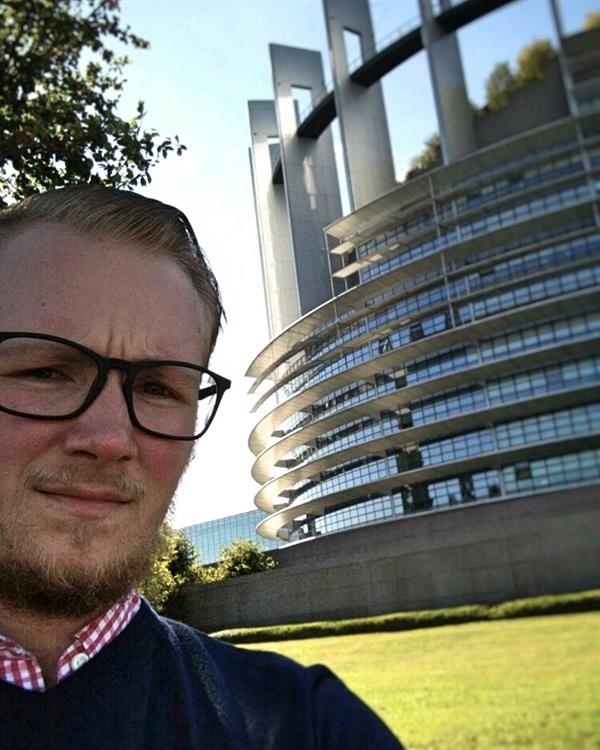 European Parliament European Parliament