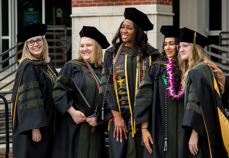 2016 Commencement 