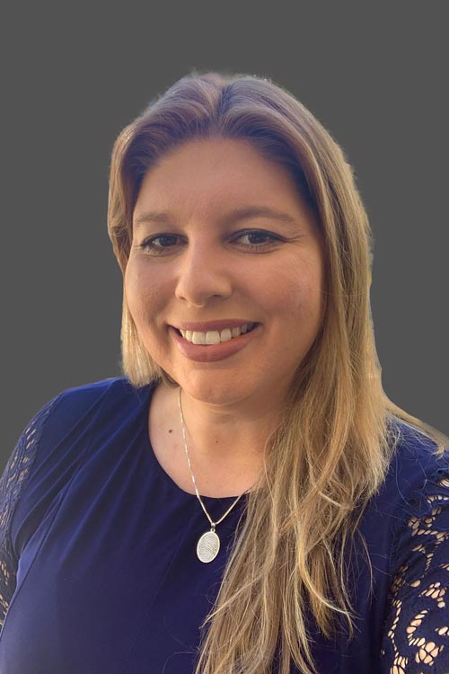 Portrait of Dr. Lindsay Pursglove