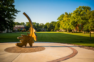 ManchesterUniversity-Summer-OakLeaf-small