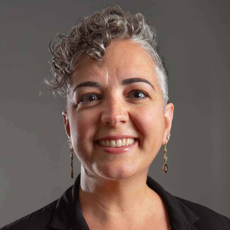 Julie Knuth