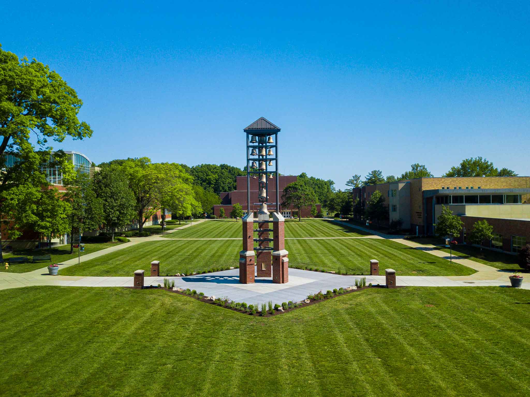 Campus-green-Tower