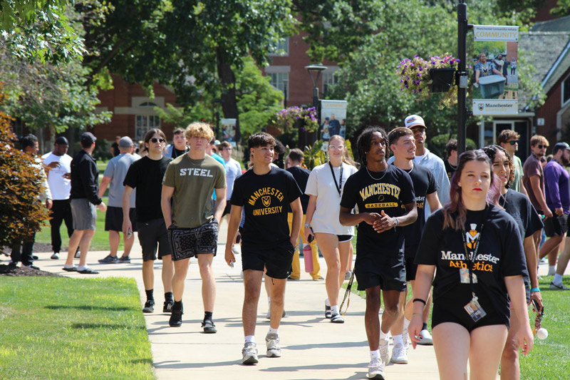 Students join together on the Manchester University Mall during the week of welcome