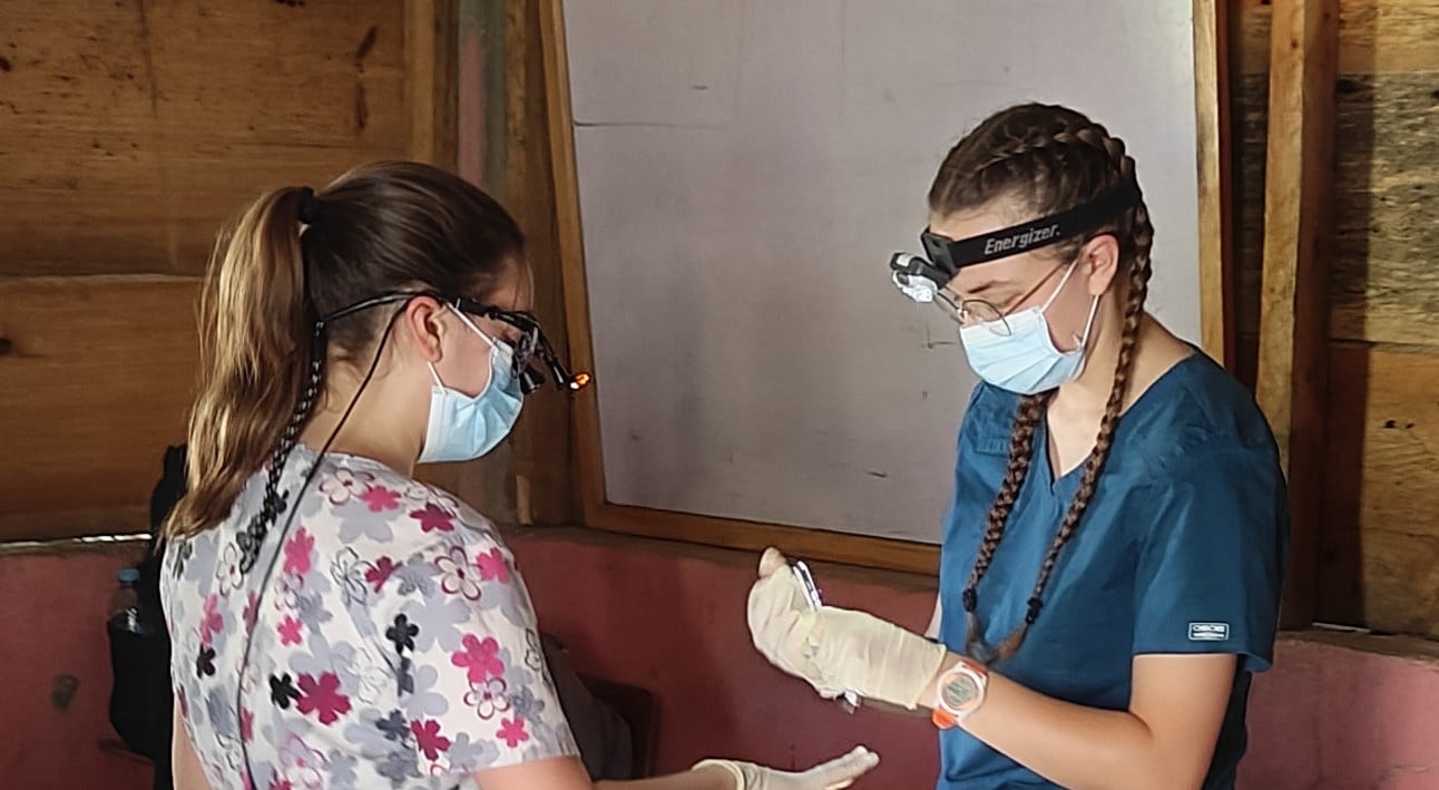 Lauren and Lauren in dentistry-small_v2 Manchester University students in dentistry