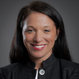 Stacy Young Headshot