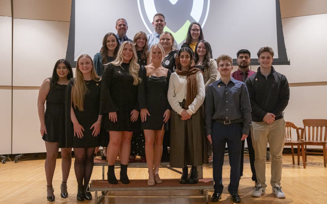 Manchester University celebrates nursing students at pinning ceremony