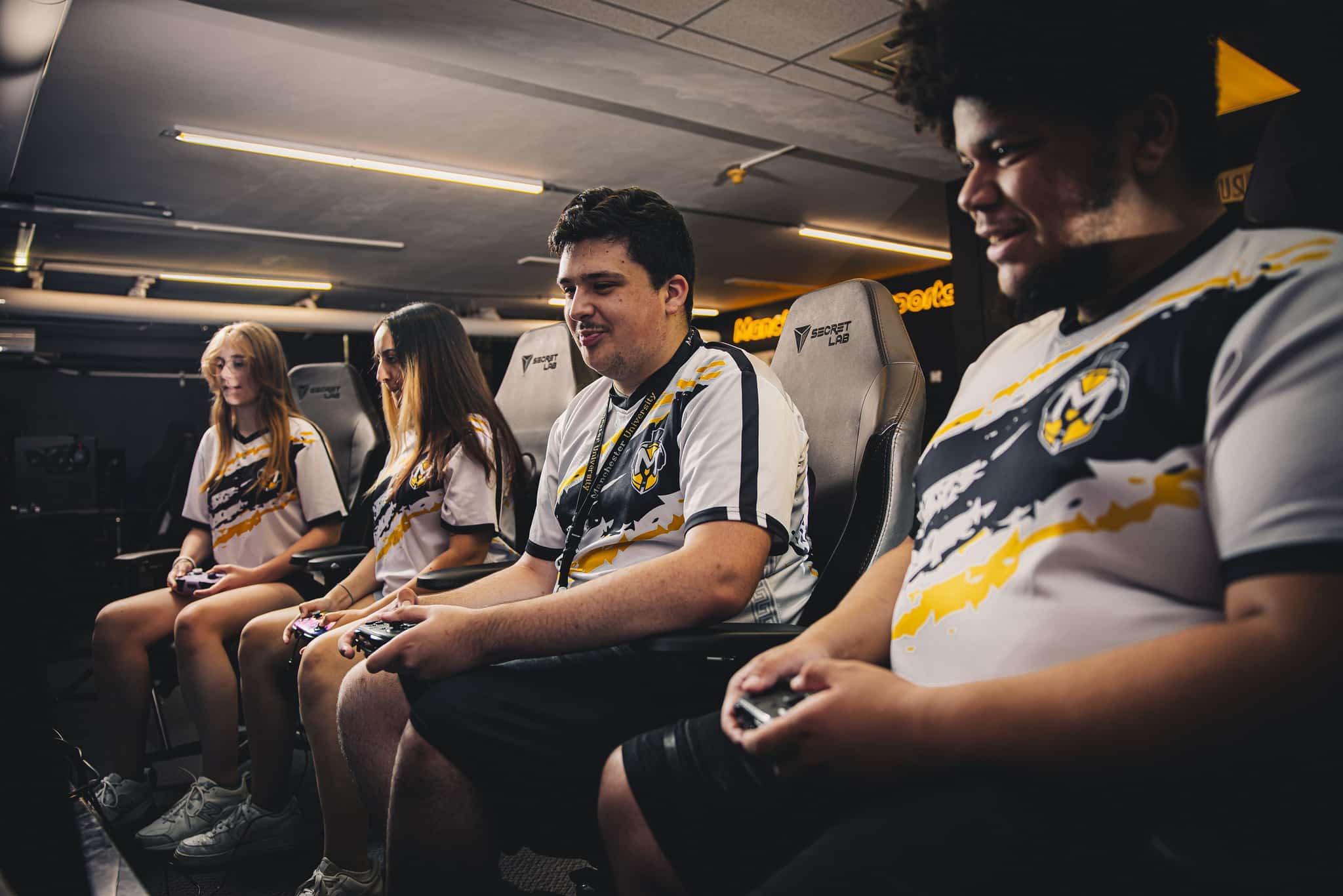 Esports-Management-Minor-New-Header Students participate on the Esports team